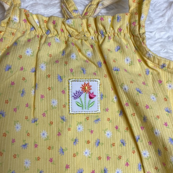 Carter’s Yellow Floral 12-18 Months Overalls - Picture 4 of 8